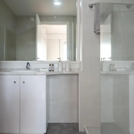 Amazing Tailor Made Penthouse By The #1 Oeiras