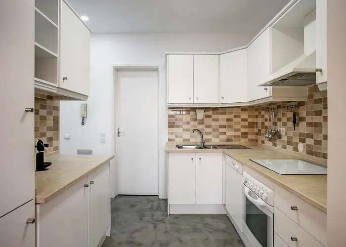 Amazing Tailor Made Penthouse By The #1 Oeiras